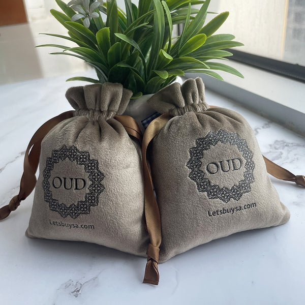 Personalized soft velvet jewelry pouches with logo